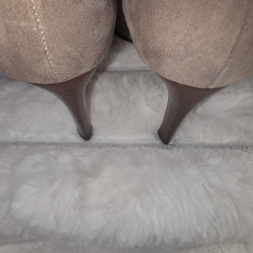Sergio Rossi Beige Women's Heels - Picture 8 of 9